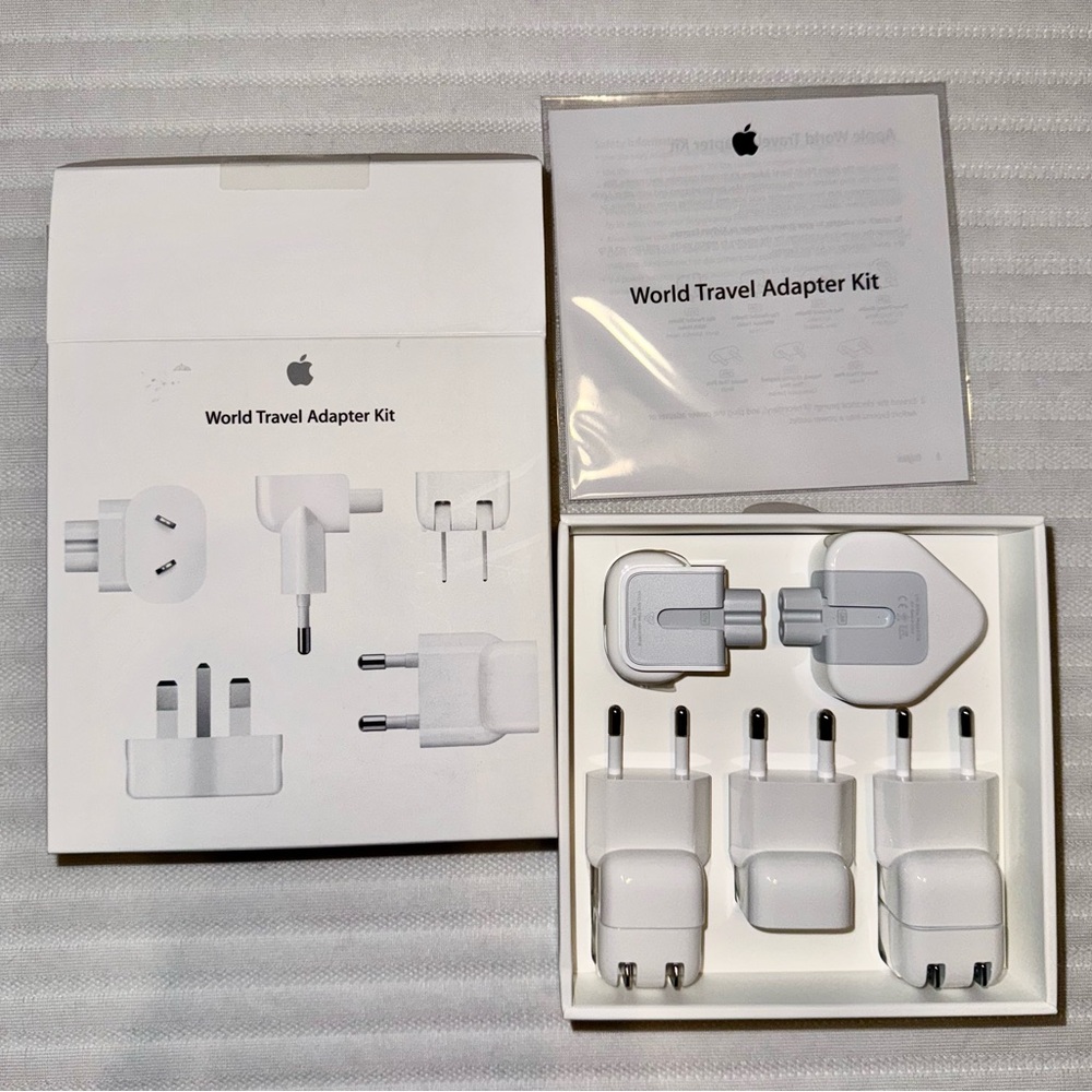 Apple Travel Adapter Kit - White - Picture 2 of 2